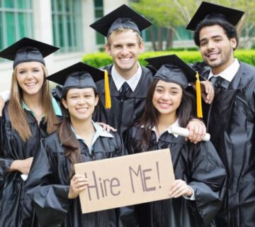 مكاتب لعمل مشاريع التخرج